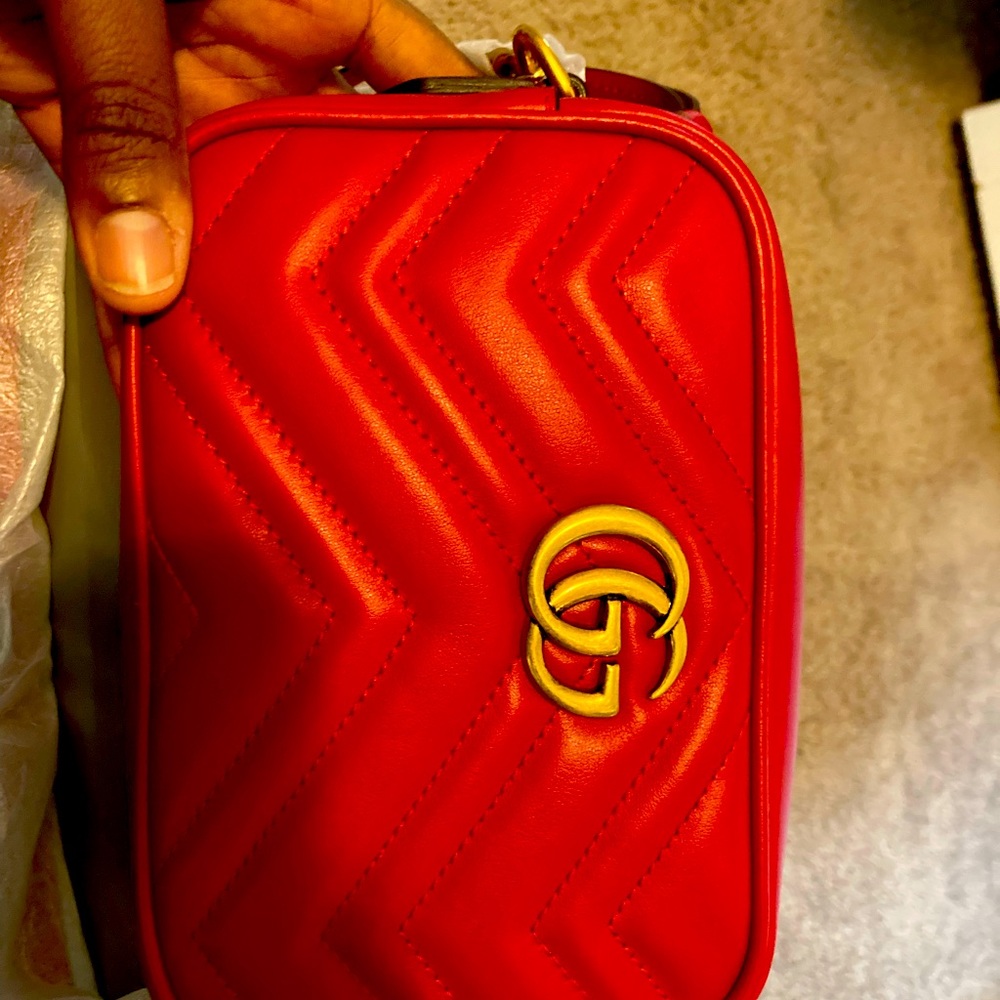 Gucci GG  Marmont mini shoulder bag (100% REAL)